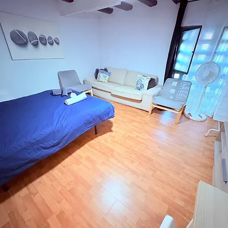 Stunning Flat For 6 People 3 Blocks From The Beach Plus Welcome Breakfast Barcelona Exterior photo